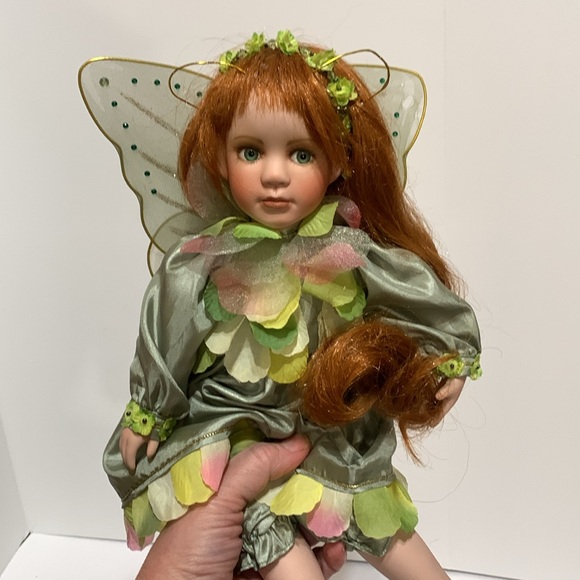 Fairy doll red head porcelain collectible display figurine - Picture 14 of 16